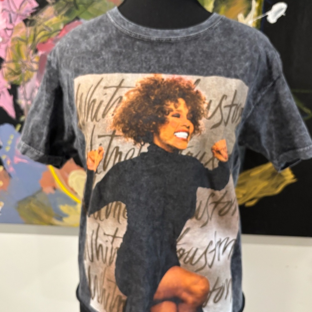 2022 Whitney Houston Small Tee